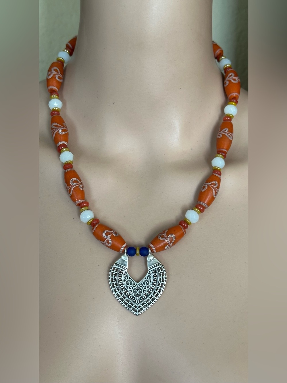 22 inch Mixed bead Necklace NWOT